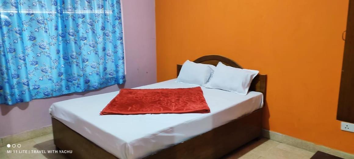 Hotel Nakshatra Уті Екстер'єр фото