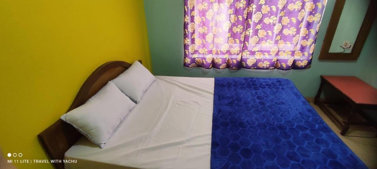 Hotel Nakshatra Уті Екстер'єр фото