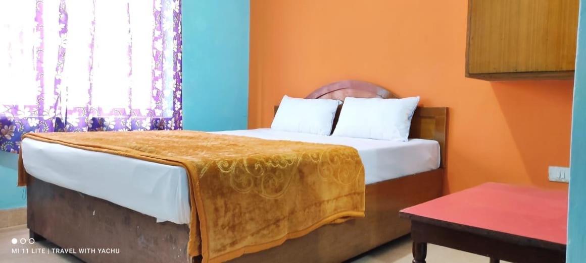 Hotel Nakshatra Уті Екстер'єр фото