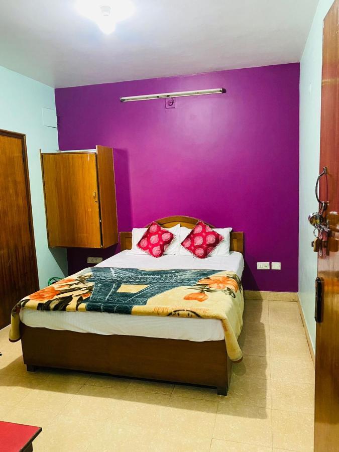 Hotel Nakshatra Уті Екстер'єр фото
