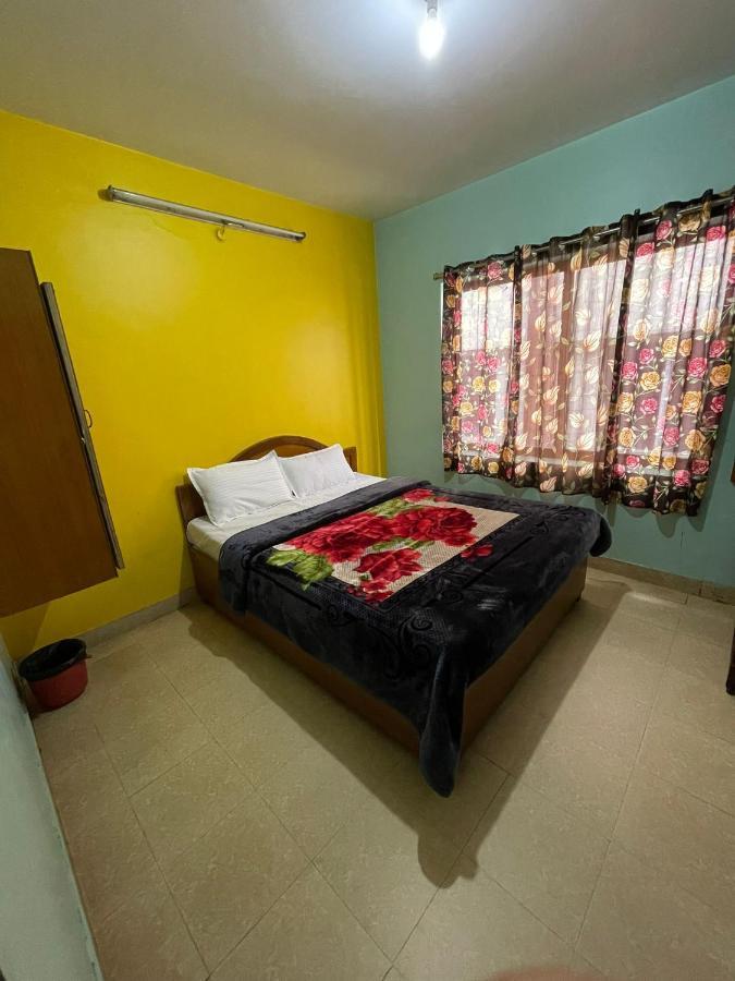 Hotel Nakshatra Уті Екстер'єр фото