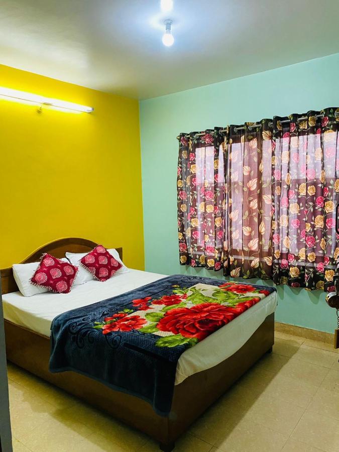 Hotel Nakshatra Уті Екстер'єр фото