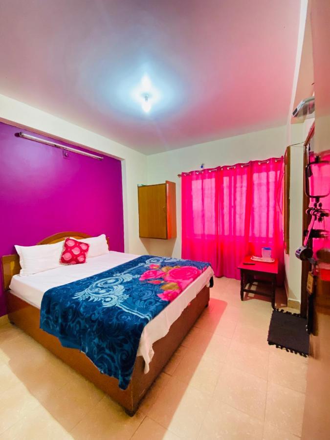 Hotel Nakshatra Уті Екстер'єр фото